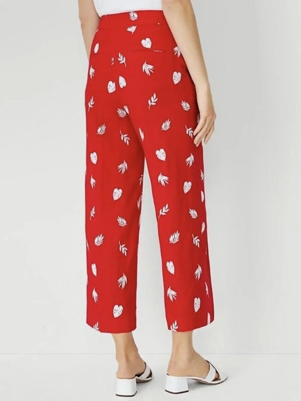 ANN TAYLOR Cherry Red Embroidered Plants Pants - Size 18